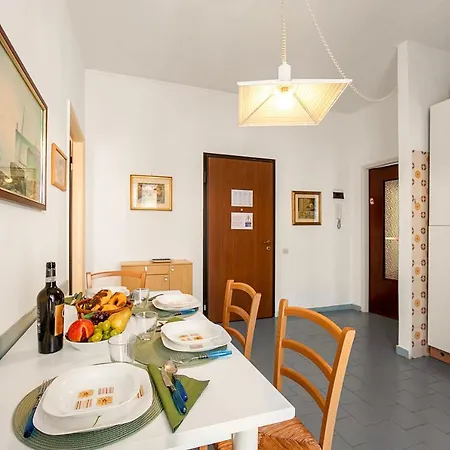 Apartment Casa - 200m From The Sea - Happy *