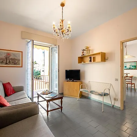 Apartment Casa - 200m From The Sea - Happy